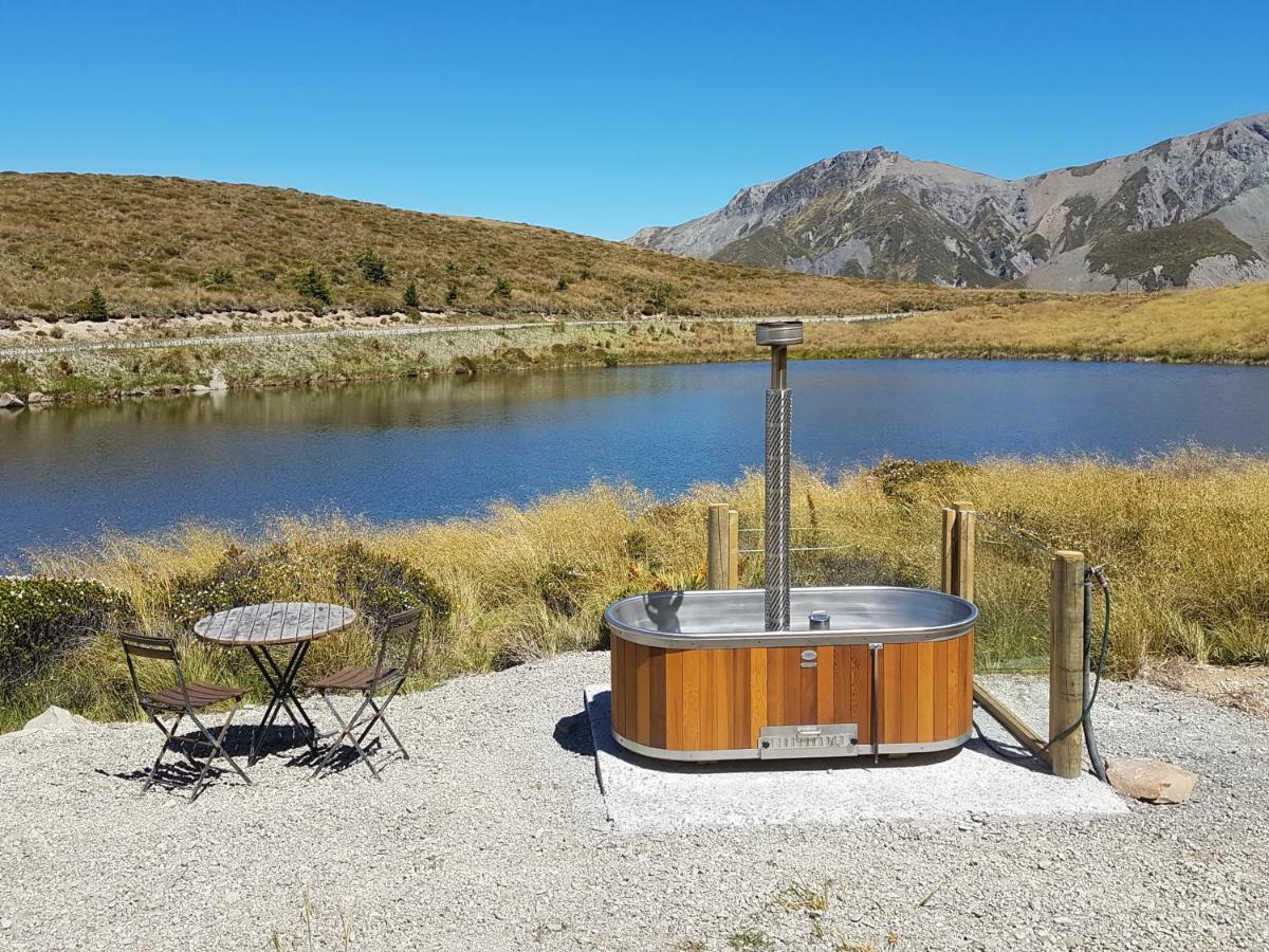 Hotel Lake Stella Mountain Huts Mt Lyford Exterior foto