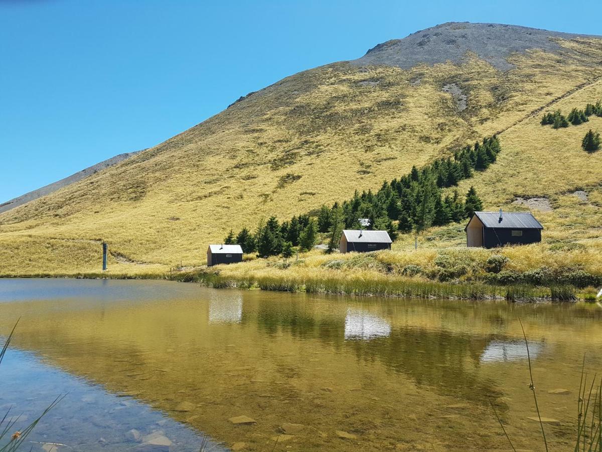 Hotel Lake Stella Mountain Huts Mt Lyford Exterior foto